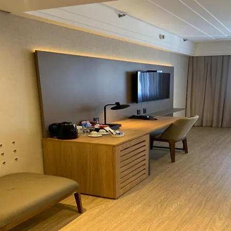 阿爾法城麗筠飯店 Barueri Exterior photo A room at the hotel